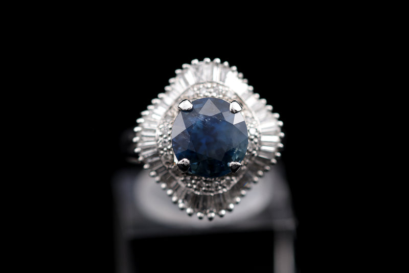 Diamond & Sapphire Platinum Ring (Unheated)