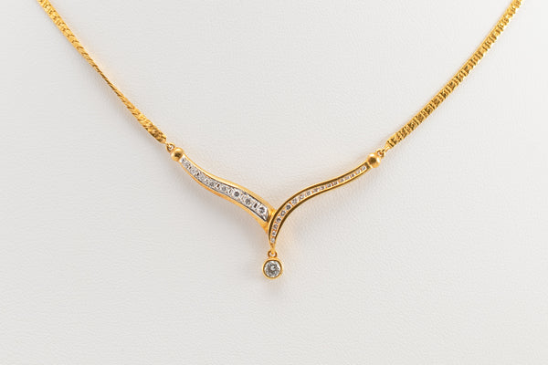 22K Gold Necklace with Diamond